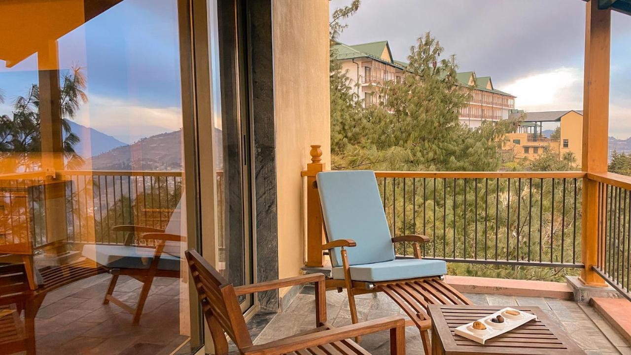 Taj Theog Resort & Spa Shimla Exterior foto