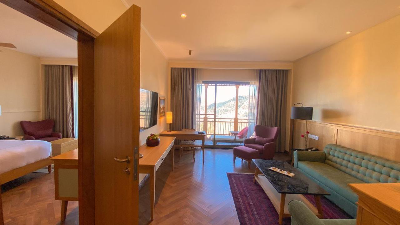Taj Theog Resort & Spa Shimla Exterior foto
