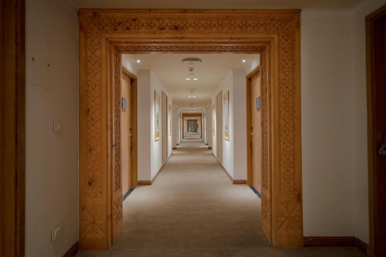 Taj Theog Resort & Spa Shimla Exterior foto